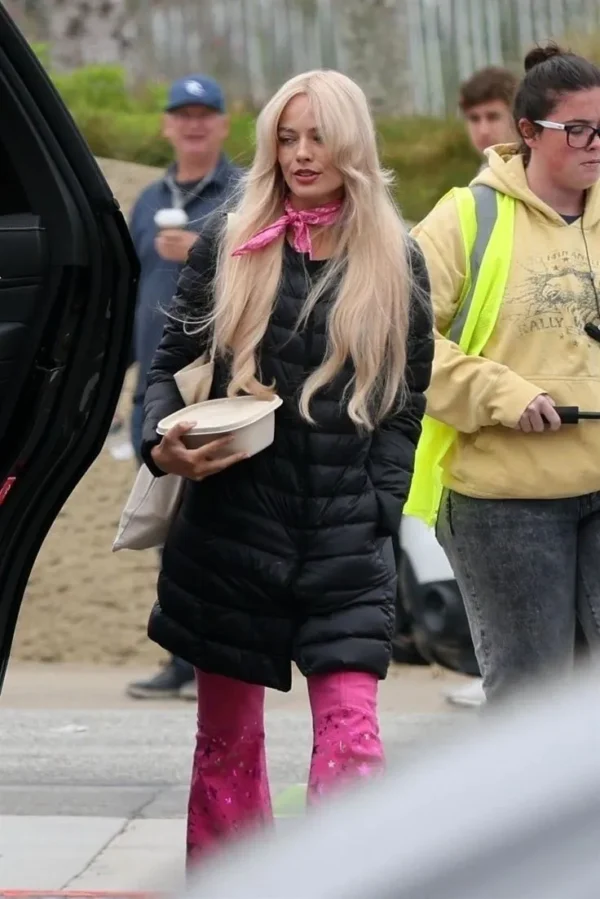 Margot Robbie Barbie Black Puffer Jacket 1