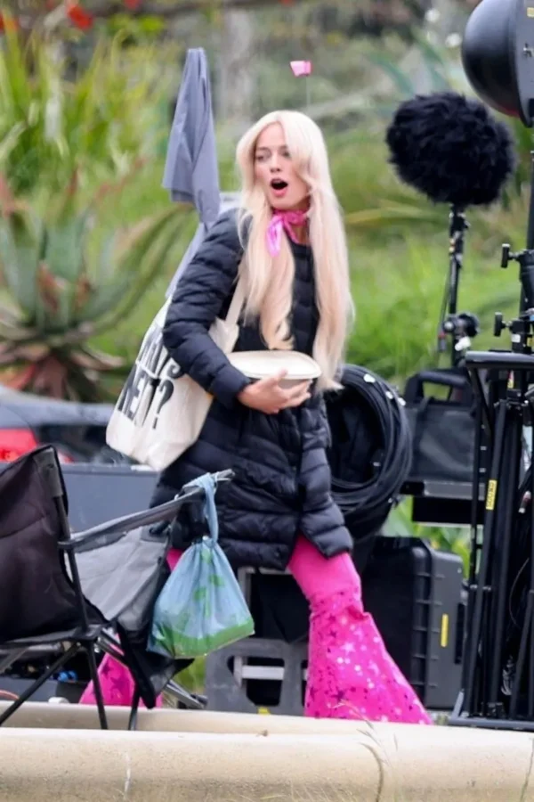 Margot Robbie Barbie Black Puffer Jacket 3